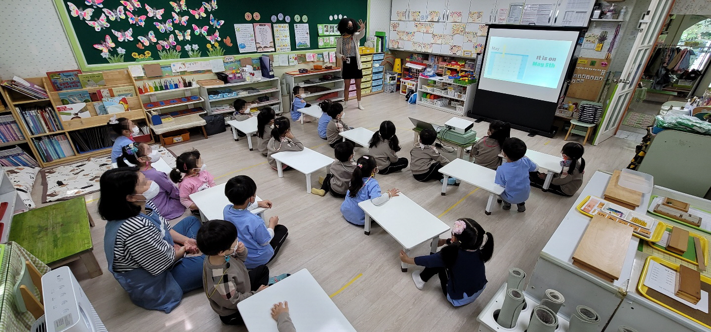 글로벌평생학습관 유치부단체 방문 프로그램 진행 메인 이미지